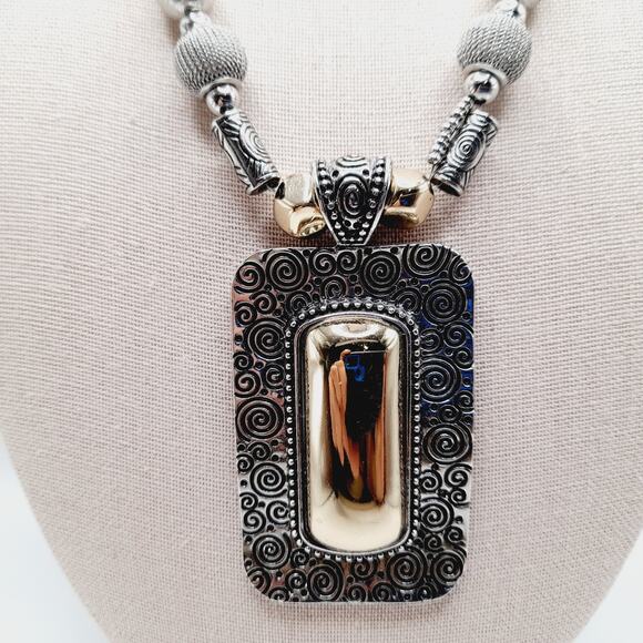 Chico’s Two-Tone Statement Pendant Necklace 20" Bold Mixed Metal Design - Picture 3 of 9